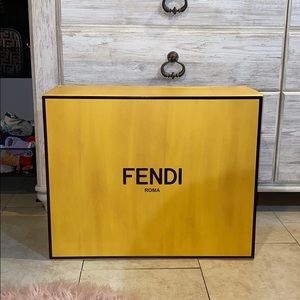 Extra Large Fendi Bag Envelope Box